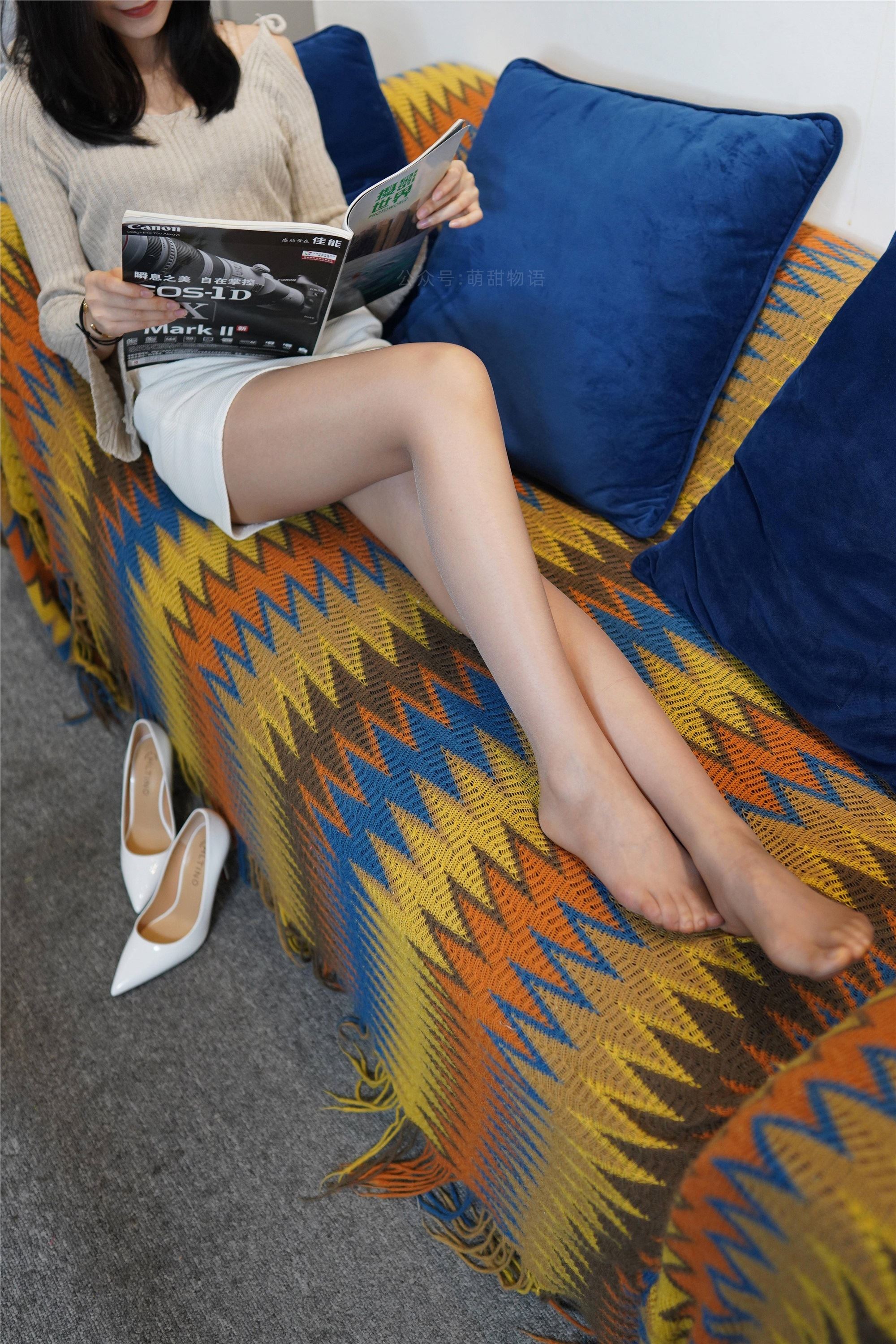 萌甜物语 XM125《文静阅读装-腿腿》